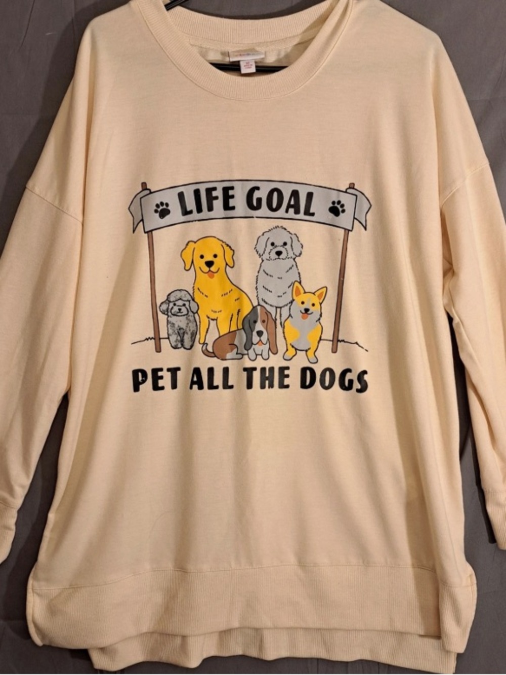 Cream "Life Goal: Pet All The Dogs" Graphic Sweatshirt size M